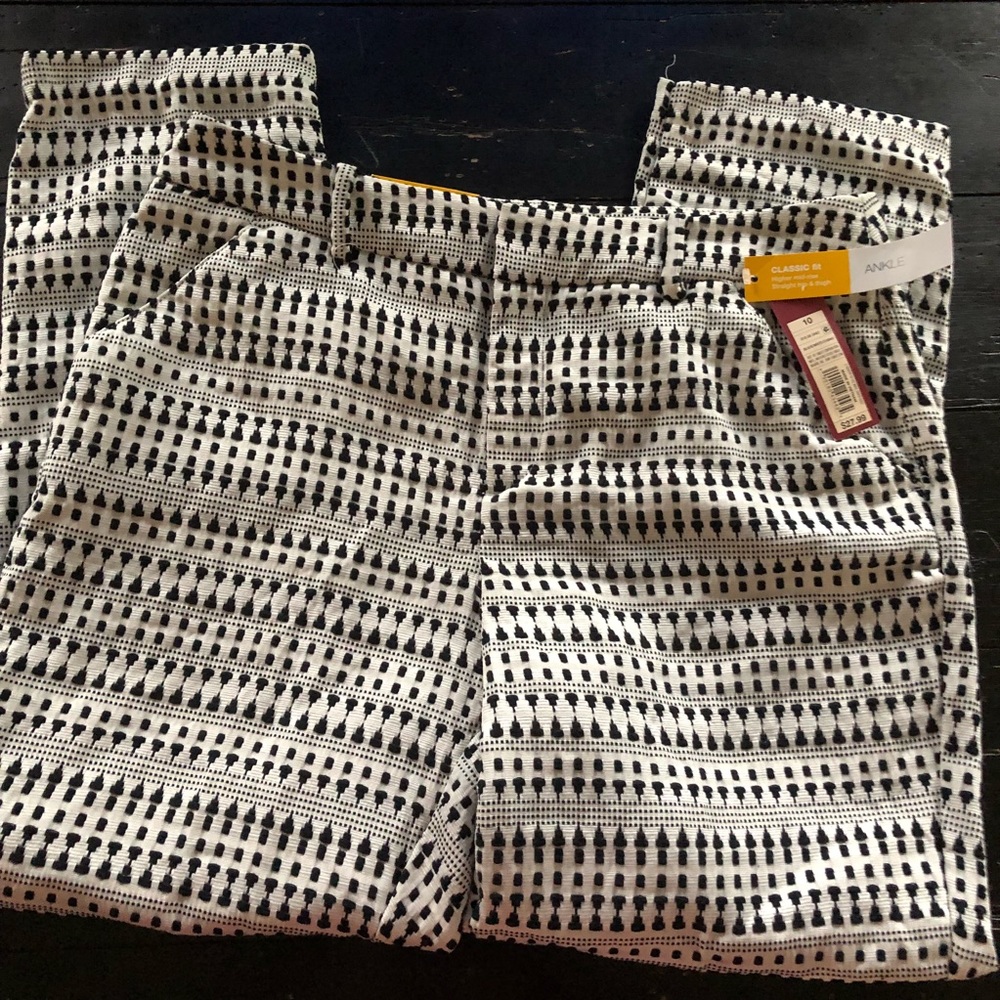 🔲MERONA Classic Pants